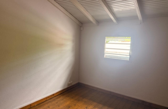 Vente Appartement 160.00m&sup2; 5 pièces Morne &agrave; l'eau