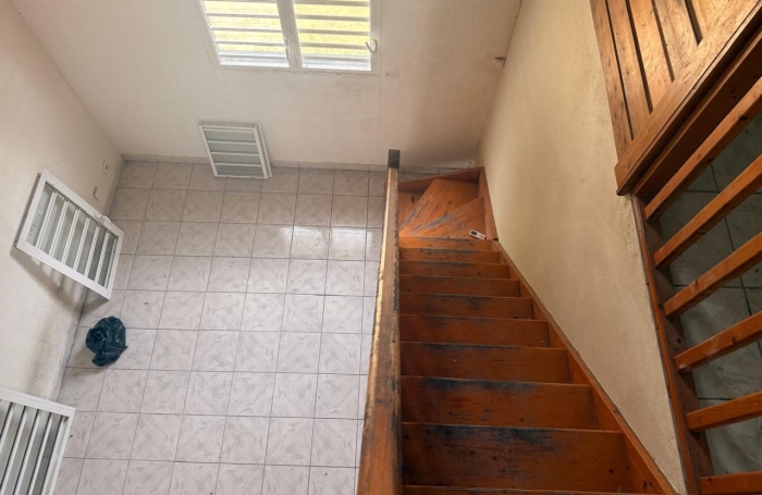 Vente Appartement 160.00m&sup2; 5 pièces Morne &agrave; l'eau