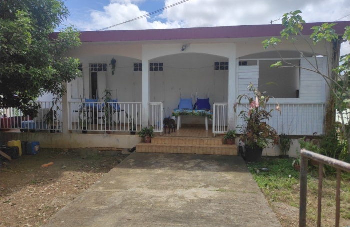 Vente Maison 235.71m&sup2; 11 pièces Petit-Bourg
