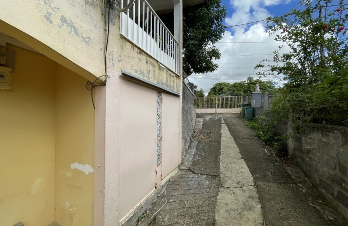 Vente Maison 235.71m&sup2; 11 pièces Petit-Bourg