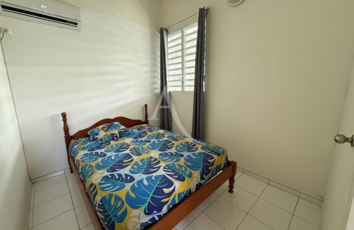 Vente Maison 73.5m&sup2; 4 pi&egrave;ces Saint Fran&ccedil;ois