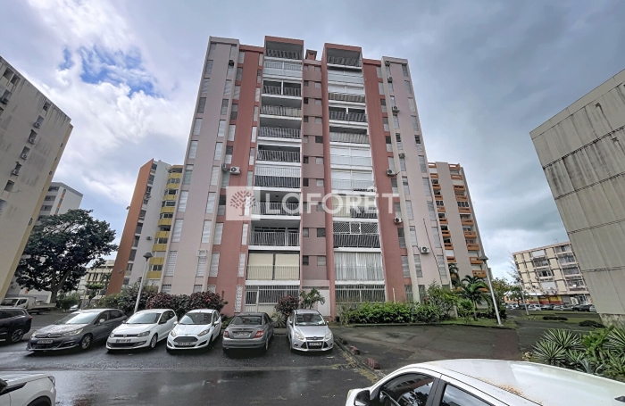 Vente Appartement 65m&sup2; 3 pi&egrave;ces Pointe-&agrave;-Pitre