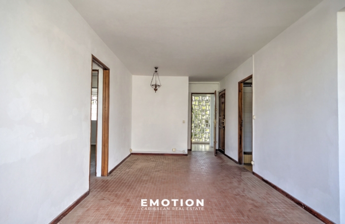 Appartement T4 66 m2 + terrasse - Le Raizet   Les Abymes