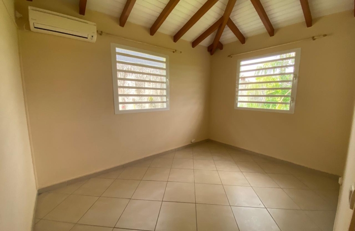 Maison T4 spacieuse non meubl&eacute;e