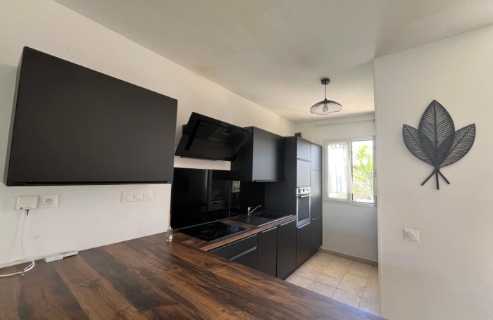 Vente Appartement 74m&sup2; 3 pièces Saint Fran&ccedil;ois