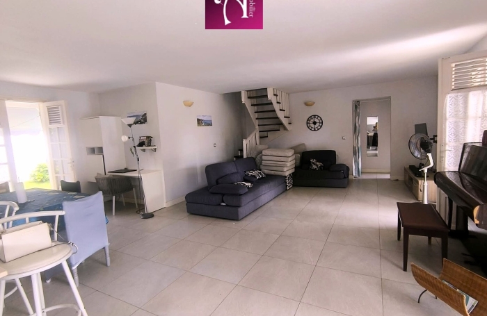 Maison meubl&eacute;e 5 pi&egrave;ces avec piscine Convenance