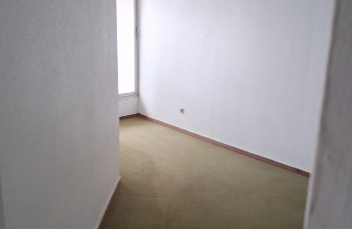 POINTE A PITRE- Appartement 75m2 T3 &agrave; r&eacute;nover