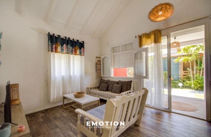 Ensemble immobilier   4 g&icirc;tes meubl&eacute;s   Piscine - Sainte-Anne