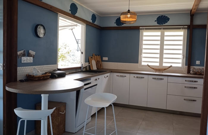 Villa contemporaine de plain-pied, vue imprenable sur les &Icirc;lets Pigeon