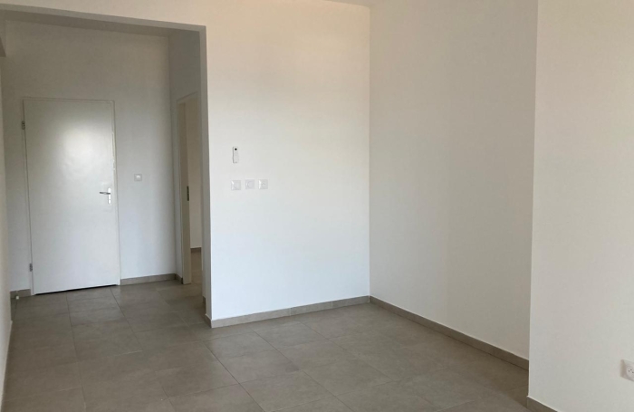 SAINT-CLAUDE  Appartement T2 climatis&eacute; avec terrasse et vue mer- R&eacute;sidence s&eacute;curis&eacute;e