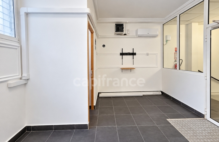 Location Bureaux 90m&sup2; 7 pièces Basse-Terre