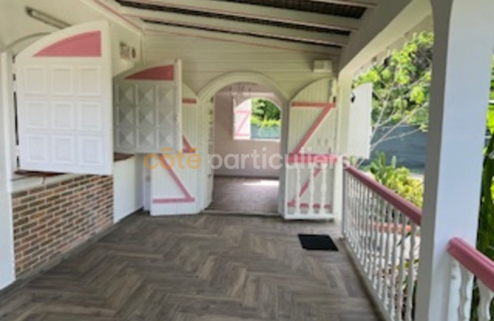 Location Maison 109m&sup2; 5 pi&egrave;ces Sainte Anne
