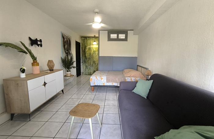 Studio meubl&eacute; R&eacute;sidence s&eacute;curis&eacute;e avec piscine Bas du Fort