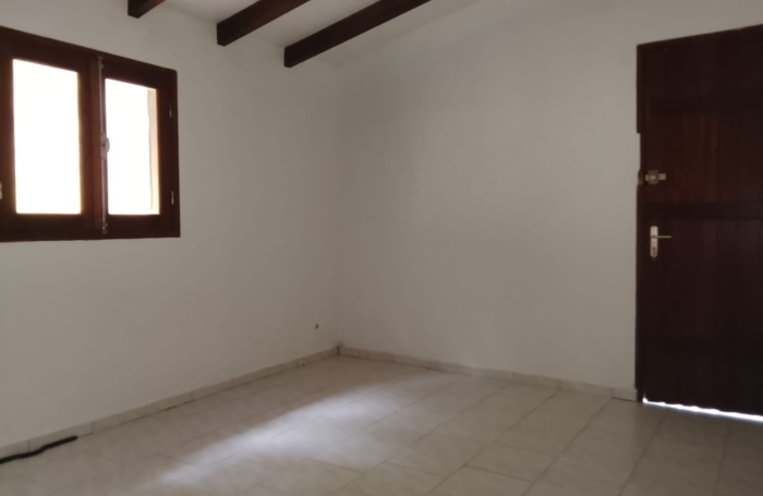 Location Maison 92.00m&sup2; 3 pièces Les Abymes