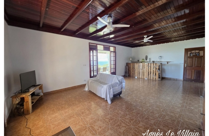 Vente Maison 234m&sup2; 9 pièces Bouillante