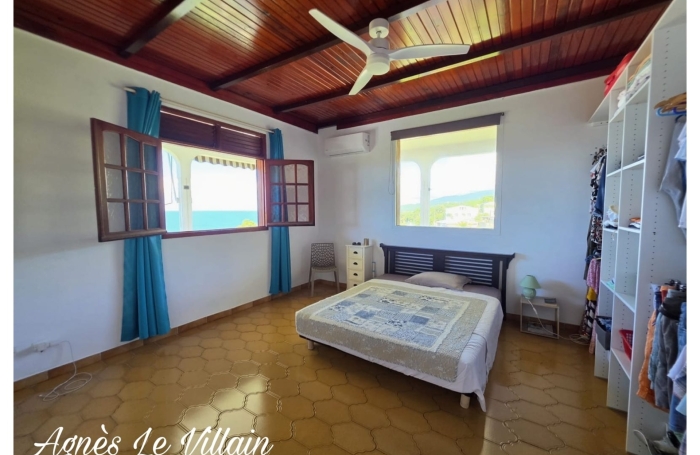 Vente Maison 234m&sup2; 9 pièces Bouillante