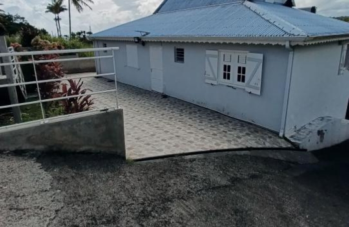Location Maison 97115