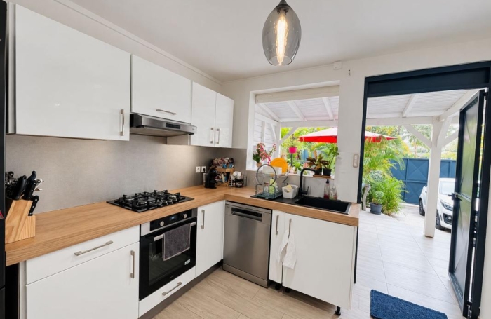 Vente Maison 135m&sup2; 5 pièces Baie Mahault
