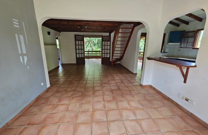 CHARMANTE VILLA DE TYPE F4 AU LAMENTIN