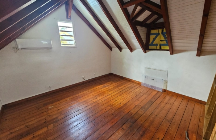 CHARMANTE VILLA DE TYPE F4 AU LAMENTIN