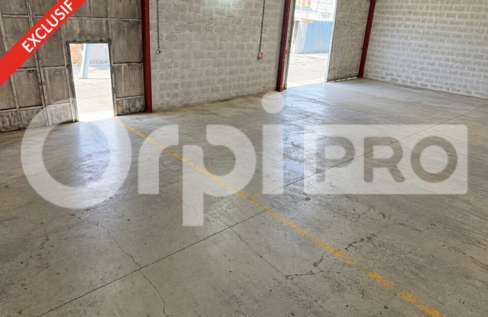 EN EXCLUSIVITE AVEC L AGENCE ORPI BOUTAREL
INVESTISSEZ DANS UN BIEN AVEC UNE  GRANDE VISIBILITE SUR JARRY