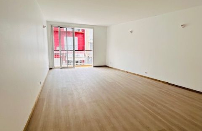 Location Appartement 80.6m&sup2; 3 pièces Pointe-&agrave;-Pitre
