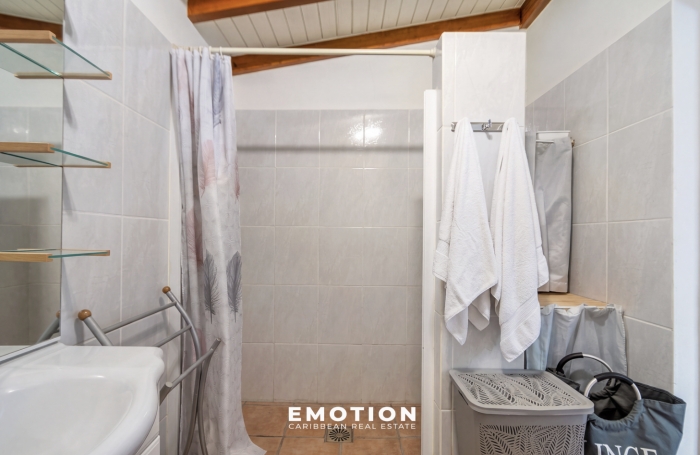 Maison T3 de 88 m2, avec terrasse - Bouillante, Guadeloupe