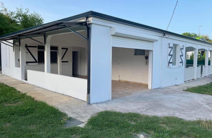 Location Maison 97160