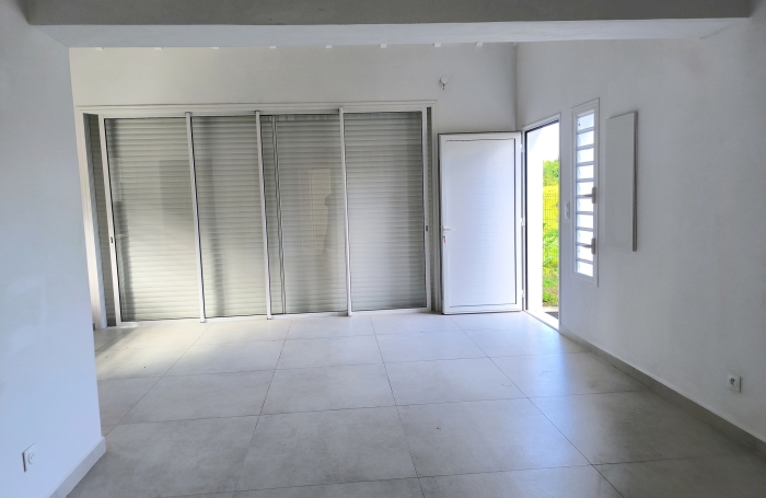 Villa F5 r&eacute;cente - Secteur Vernou &agrave; Petit-Bourg