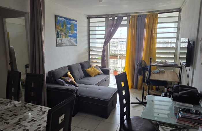 Vente Appartement 61m&sup2; 3 pièces Les Abymes