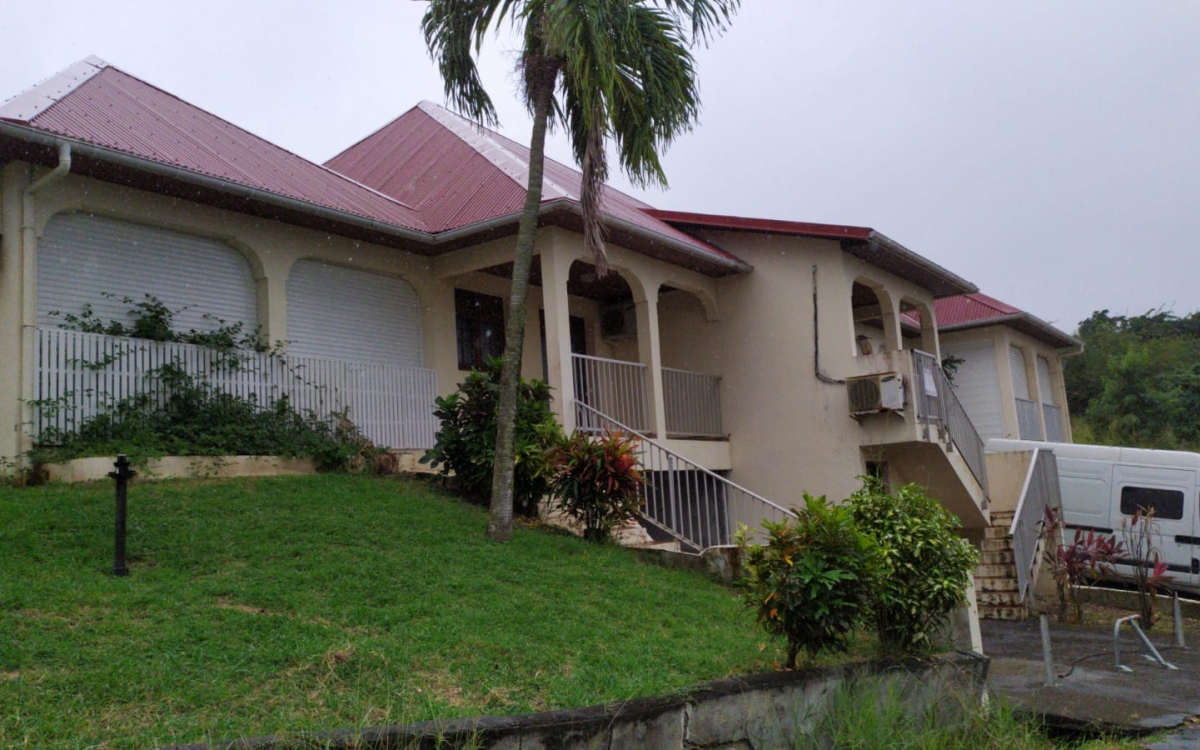 BELFOND - MAISONNETTE AVEC PARKING