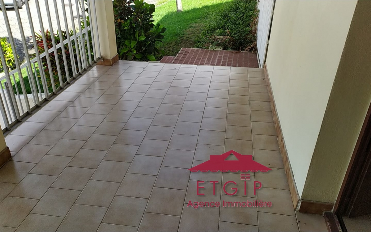 BELFOND - MAISONNETTE AVEC PARKING