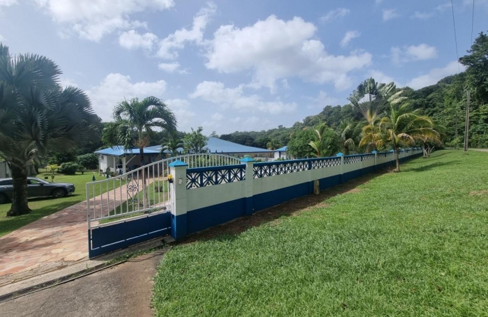 Vente Maison 250m&sup2; 7 pi&#232;ces Matoury