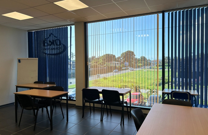 Location Bureaux 864m&sup2; Remire Montjoli