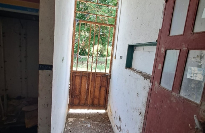 Vente Immeuble 271m&sup2; 8 pi&#232;ces Sinnamary