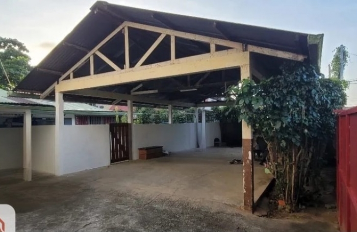 Vente Immeuble 130m&sup2; 6 pi&#232;ces Saint Laurent