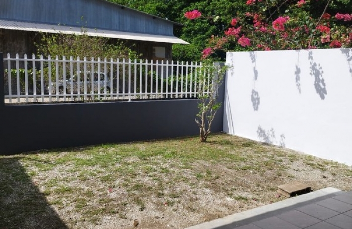 Vente Immeuble 132m&sup2; 6 pi&#232;ces Remire Montjoli