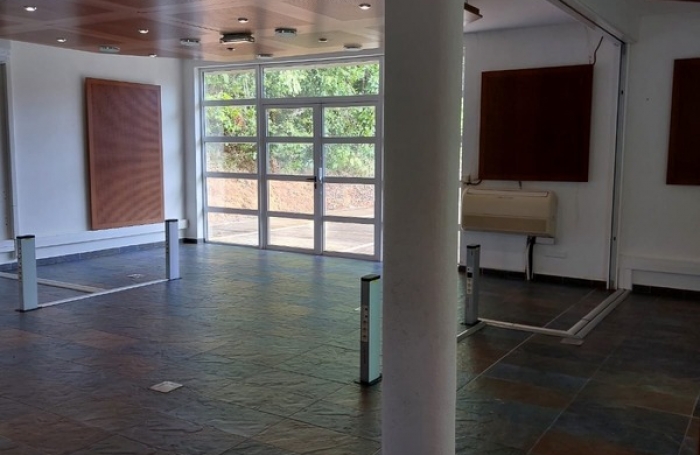 Vente Immeuble 378m&sup2; 12 pi&#232;ces Cayenne