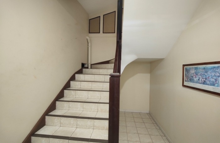 Vente Immeuble 510m&sup2; 18 pi&#232;ces Cayenne