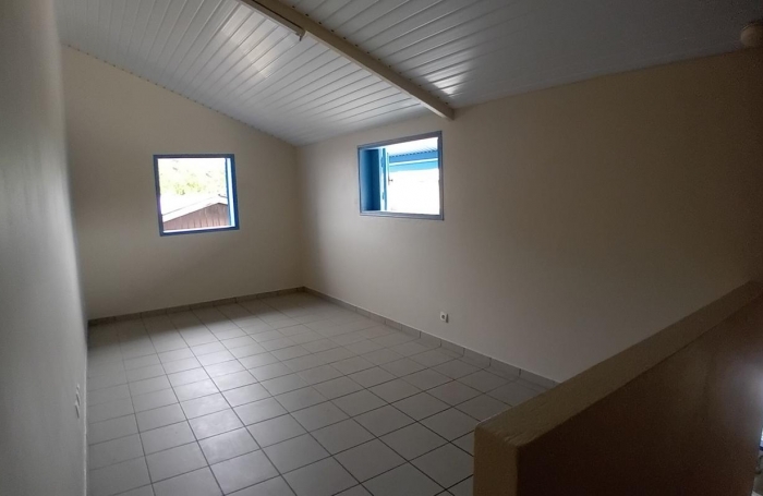 Vente Maison 101.7m&sup2; 6 pi&#232;ces Saint Laurent