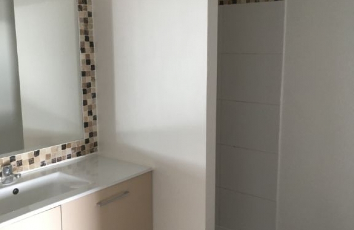 Vente Appartement 56.92m&sup2; 3 pièces Cayenne