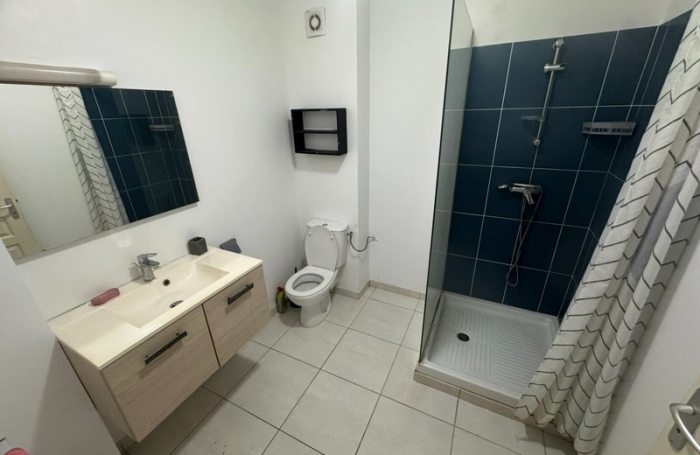 Vente Appartement 61m&sup2; 3 pi&#232;ces Remire Montjoli