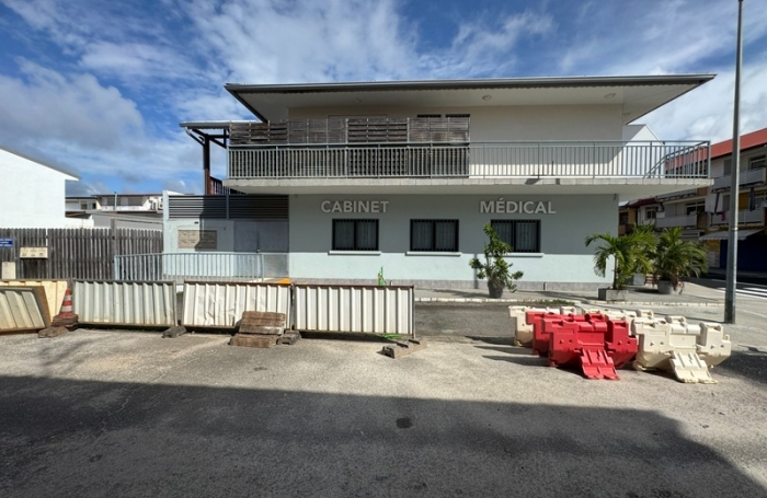 Vente Immeuble 300m&sup2; 15 pi&#232;ces Cayenne