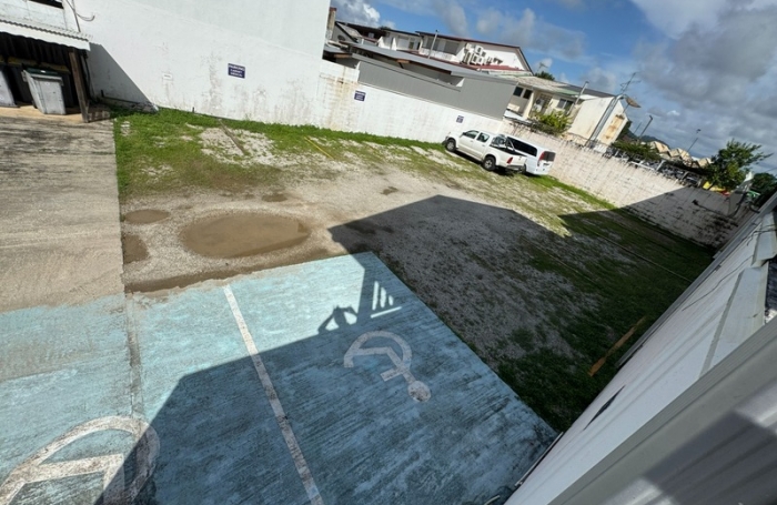 Vente Immeuble 300m&sup2; 15 pi&#232;ces Cayenne