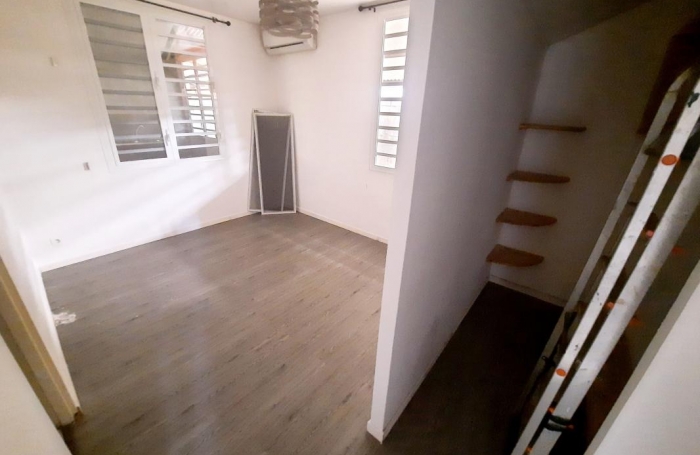 Vente Maison 195m&sup2; 4 pi&#232;ces Matoury