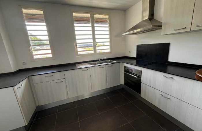 Vente Appartement 62.08m&sup2; 3 pi&#232;ces Remire Montjoli