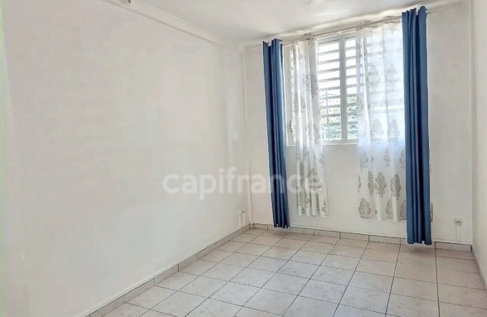 Vente Appartement 42m&sup2; 2 pièces Cayenne