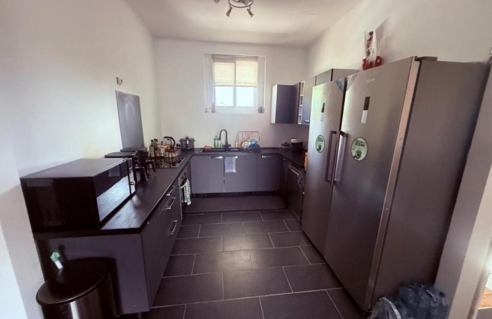 Vente Immeuble 215m&sup2; 8 pi&#232;ces Remire Montjoli