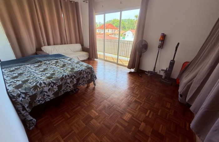 Vente Immeuble 215m&sup2; 8 pi&#232;ces Remire Montjoli