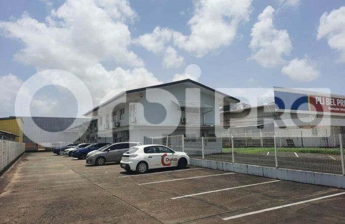 Bureau de 52 m&sup2; au coeur de Collery !